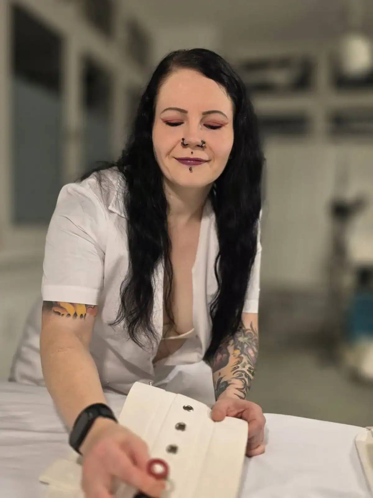 Dr. Valeska