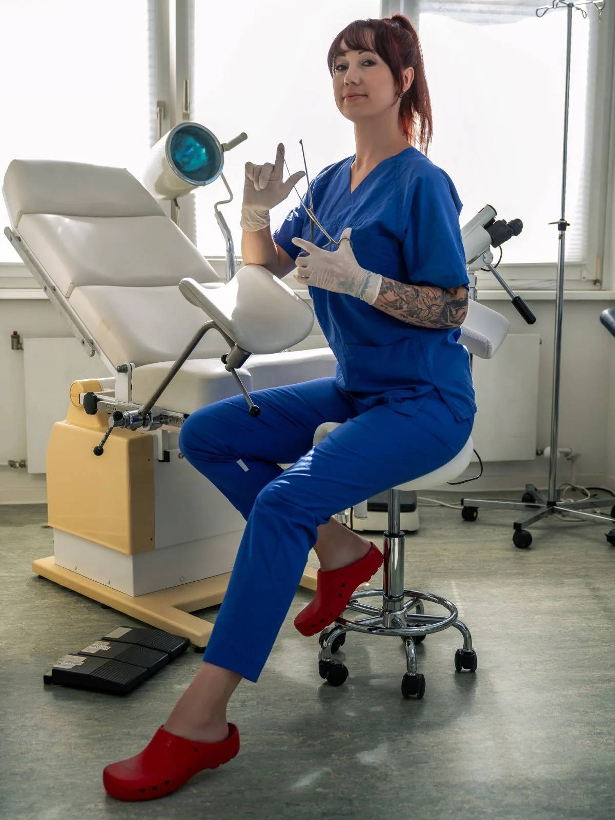 Dr. Saphena DeFox