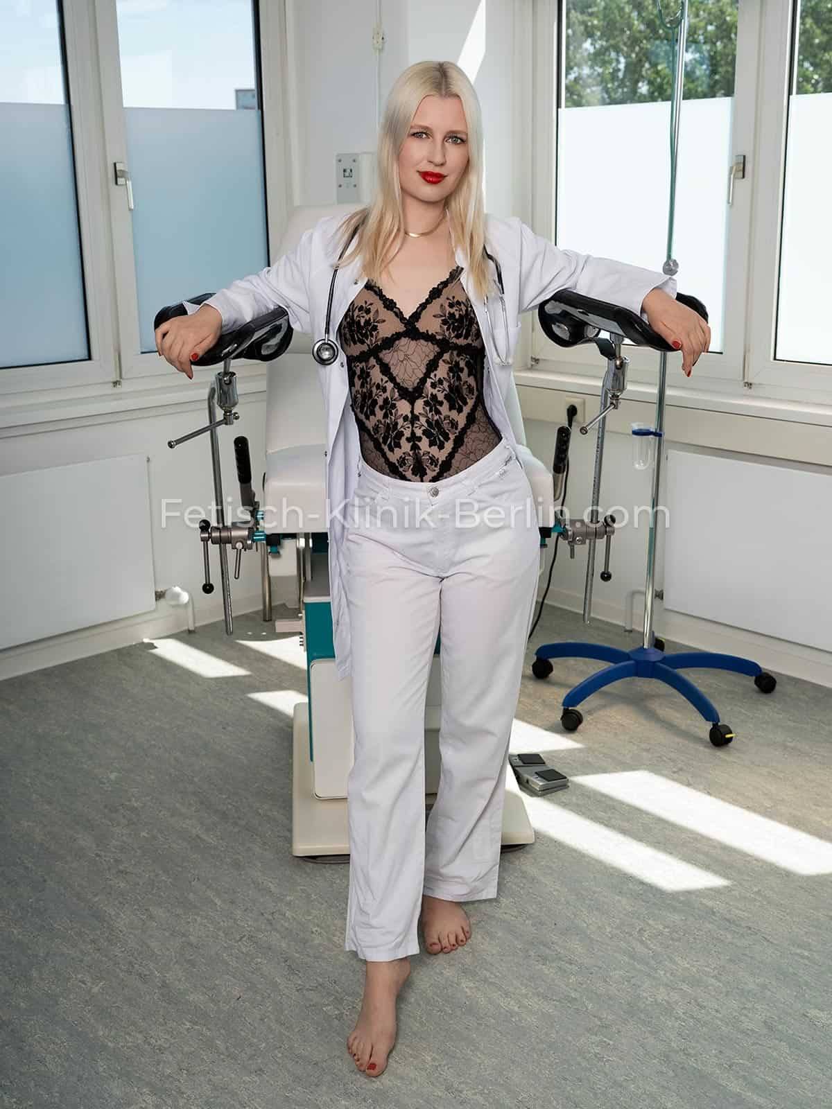 Frau Dr. Ava Eden