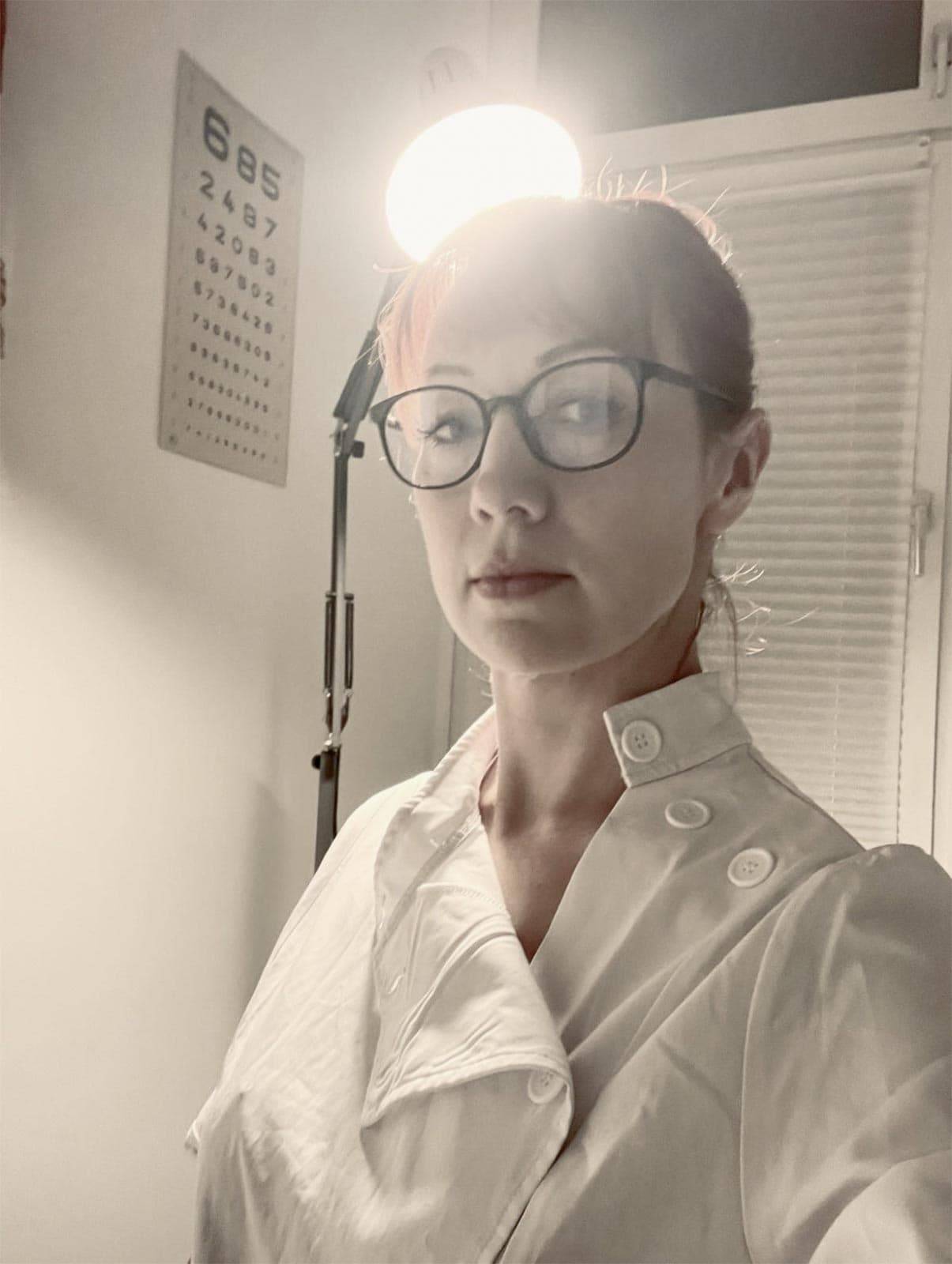 Dr. Saphena Fox